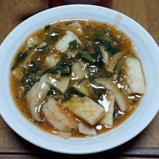 鶏肉入りいかエビ麻婆